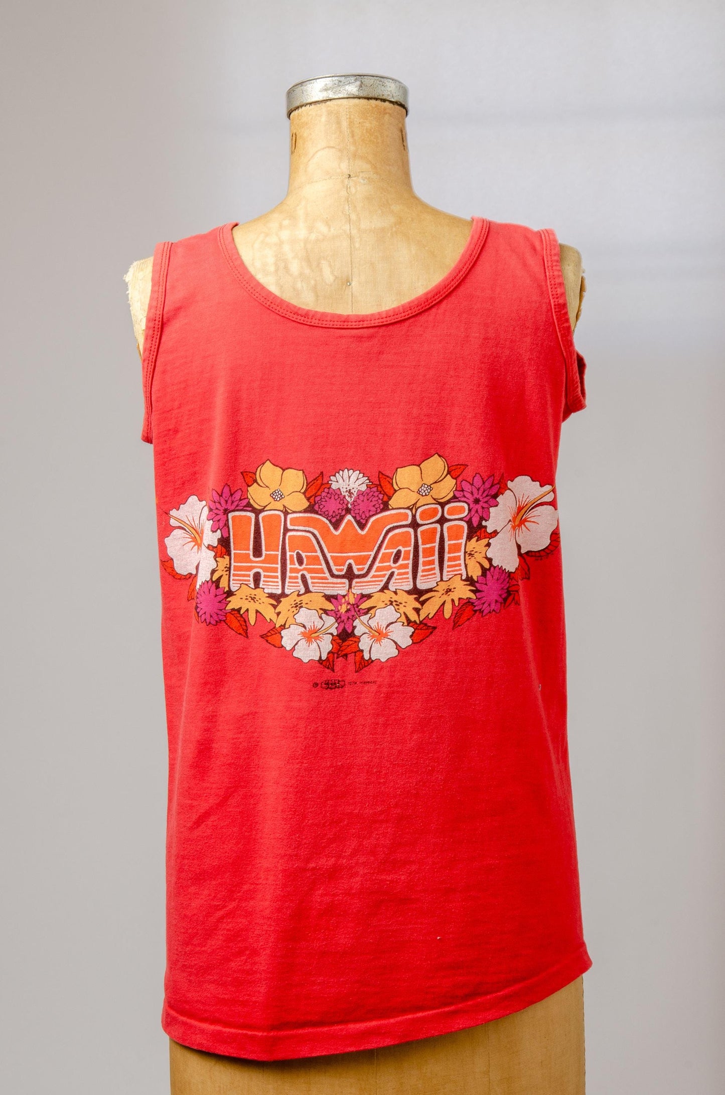 1970s Hawaiia Floral Bouquet Red Cotton Surf Tank Top