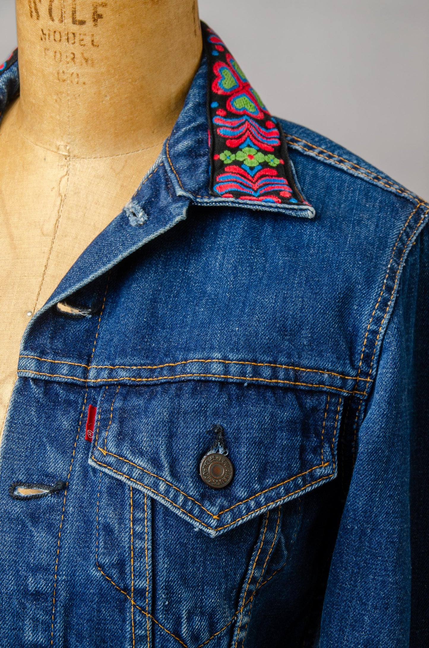 1970s Embroidered Indigo Levis Jean Jacket Hippie Funk n Flash Trucker Jacket