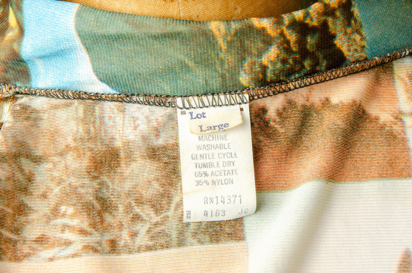1970s Picture Print Hippie Life All Over Print Novelty Button Crop Shirt