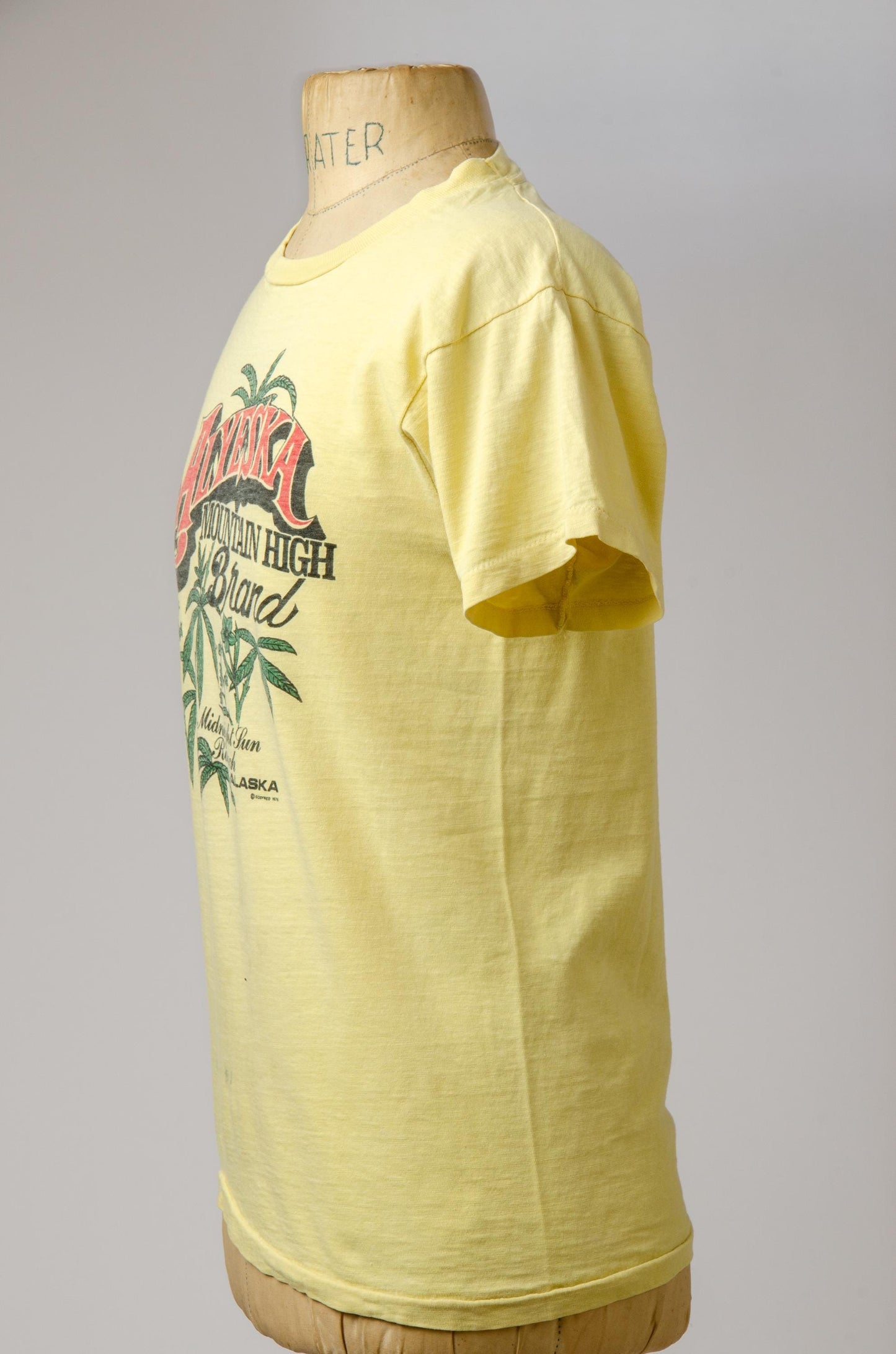 1970s Weed Tee Alyeska Mountain Brand Dope Smoker T Shirt
