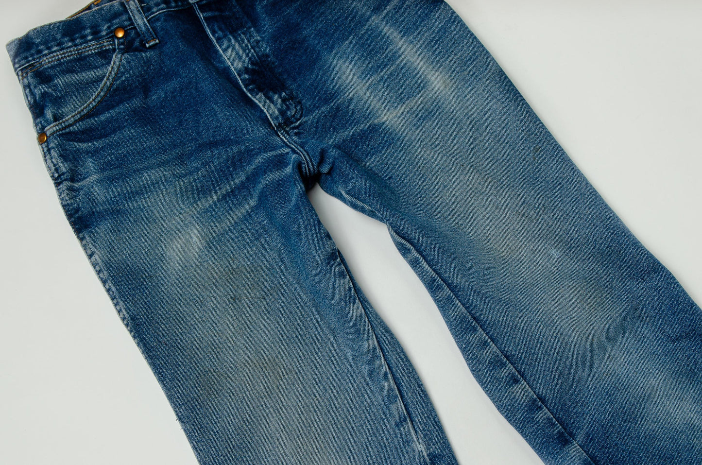 Vintage Wrangler Jeans Perfectly Worn High Waisted Western Cut Blue Jeans 30 x 33