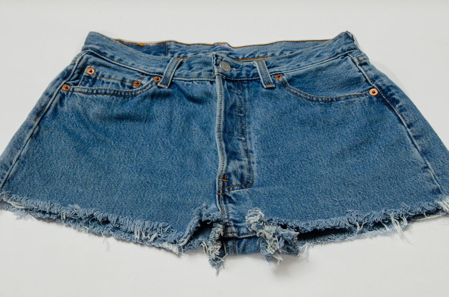 Vintage Levis 501 Cut Off Shorts Frayed Jeans W 29