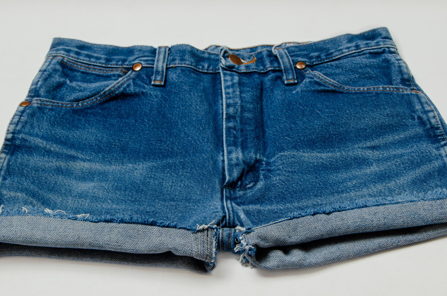Vintage Wrangler High Waisted Western Cut Off Jean Shorts W 31