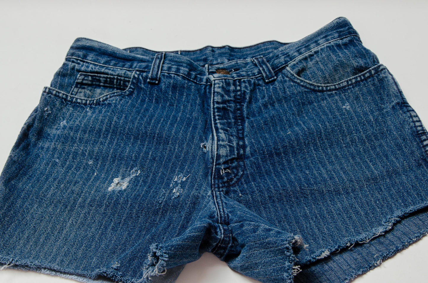 1980s Sasson Cut Off Shorts Stripe Denim Frayed Jeans W 30
