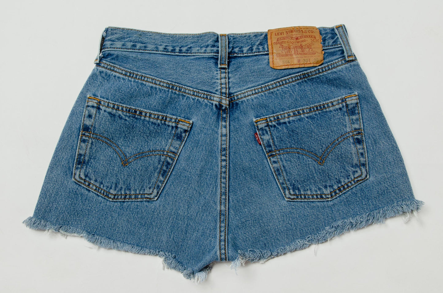 Vintage Levis 501 Cut Off Shorts Frayed Jeans W 29