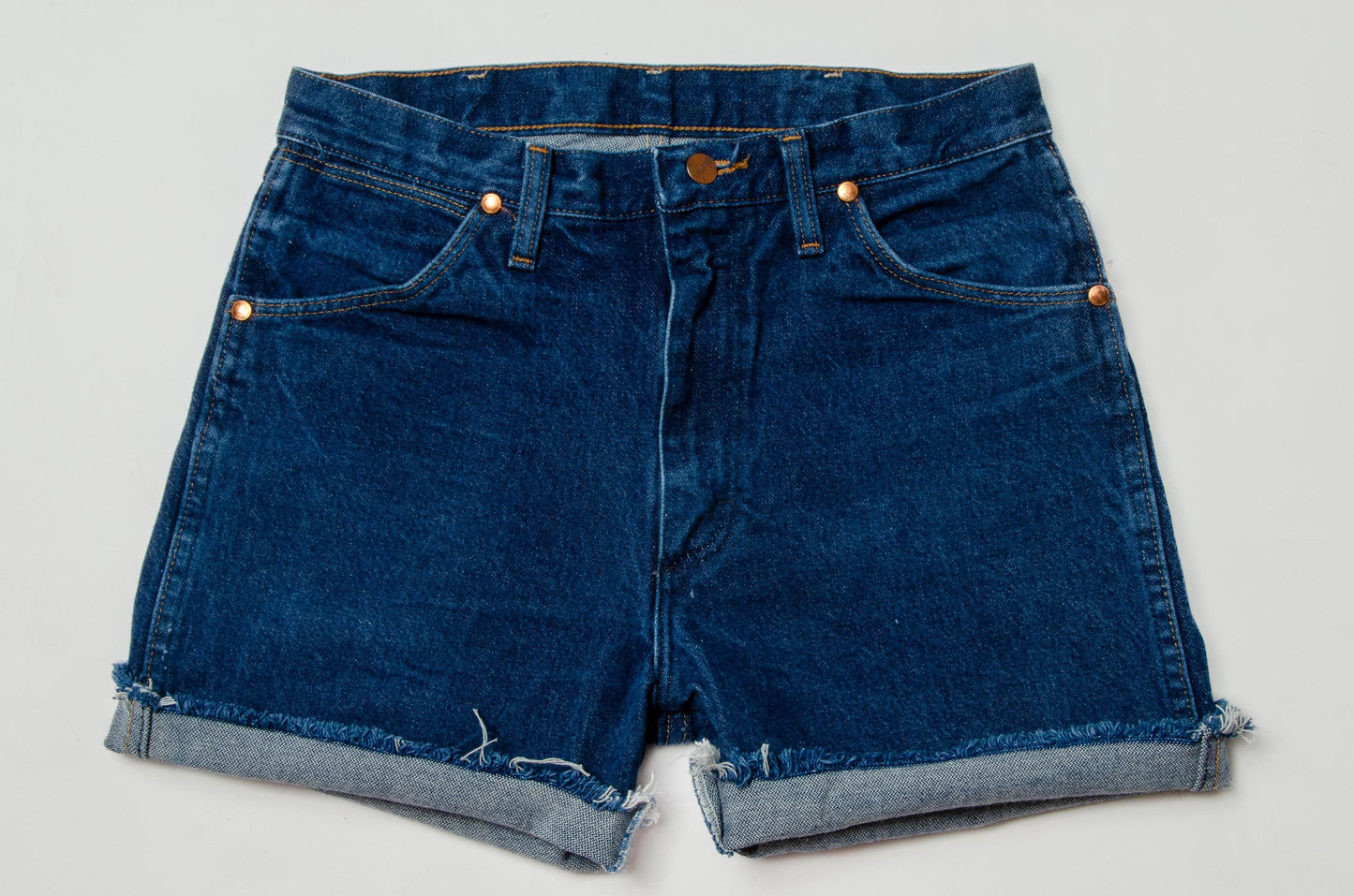 Vintage Wrangler Dark Denim High Waisted Western Cut Off Jean Shorts W 31