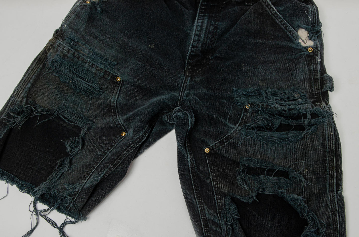 Vintage Carhartt Distressed Black Cut Off Shorts W 30