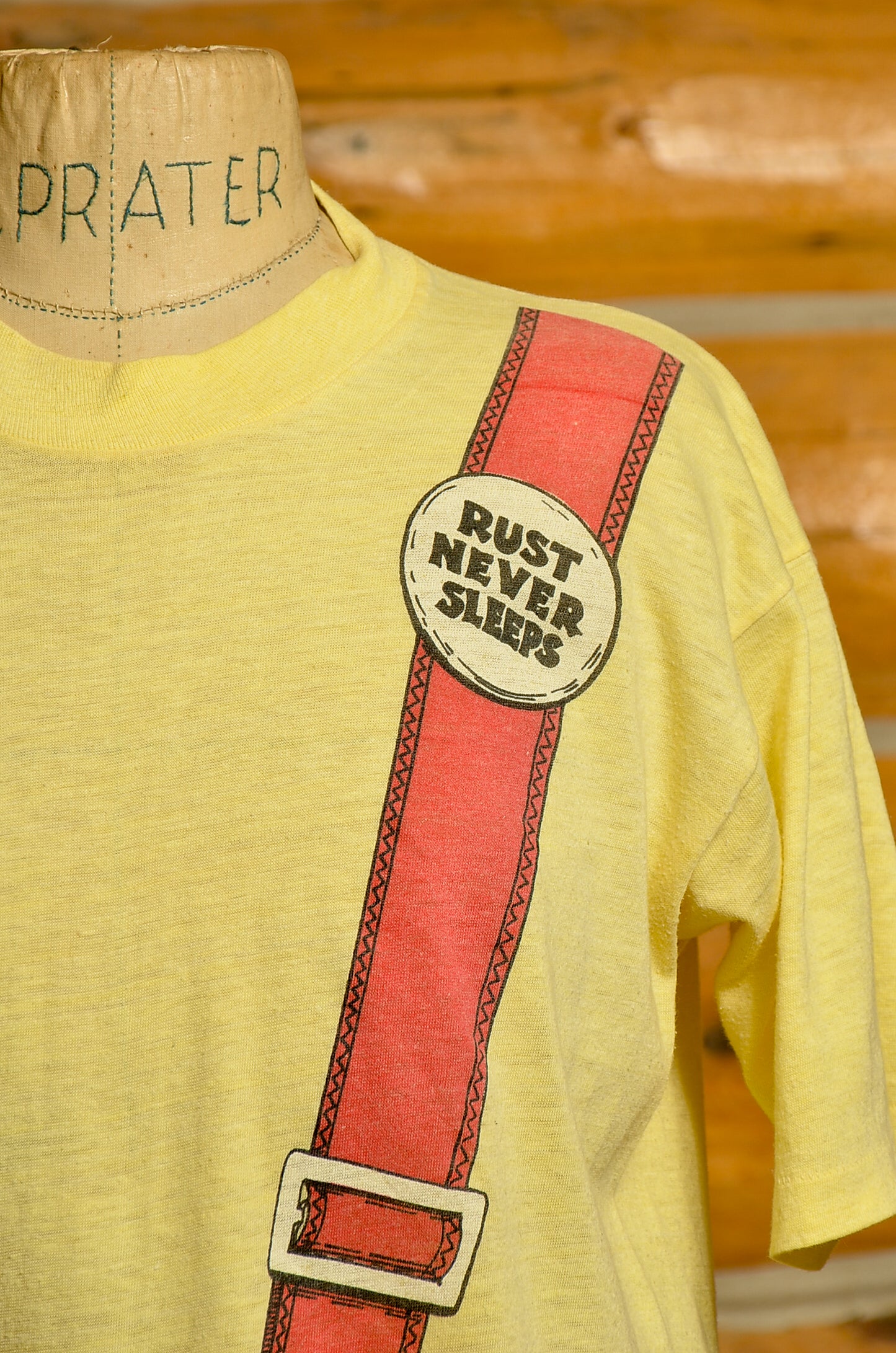 1978 Neil Young Rust Never Sleeps Yellow Cotton Hippie Rock American Legend T Shirt