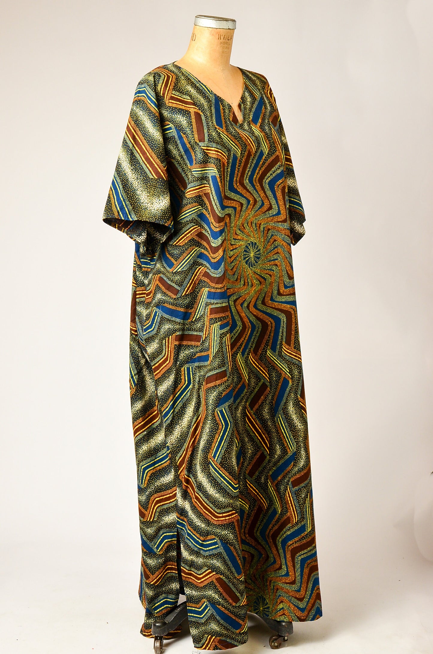 1970s Psychedelic Kaftan Bohemian Style Batik Maxi Dress