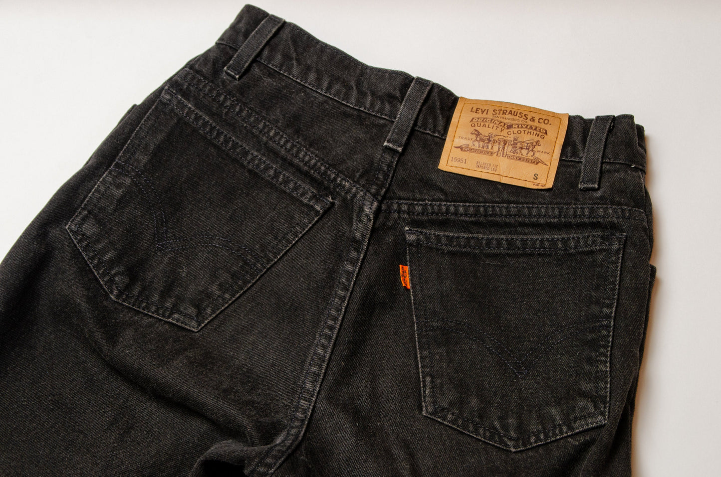 1980s Levis Faded Black Denim 951 USA Tapered Mom Jeans 27 x 26