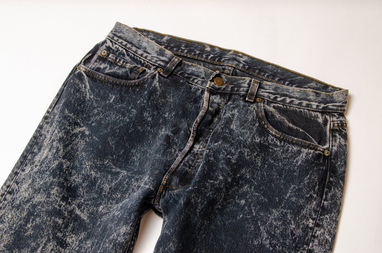 1980s Levis Acid Wash Black Denim USA Button Fly Jeans 35 x 30