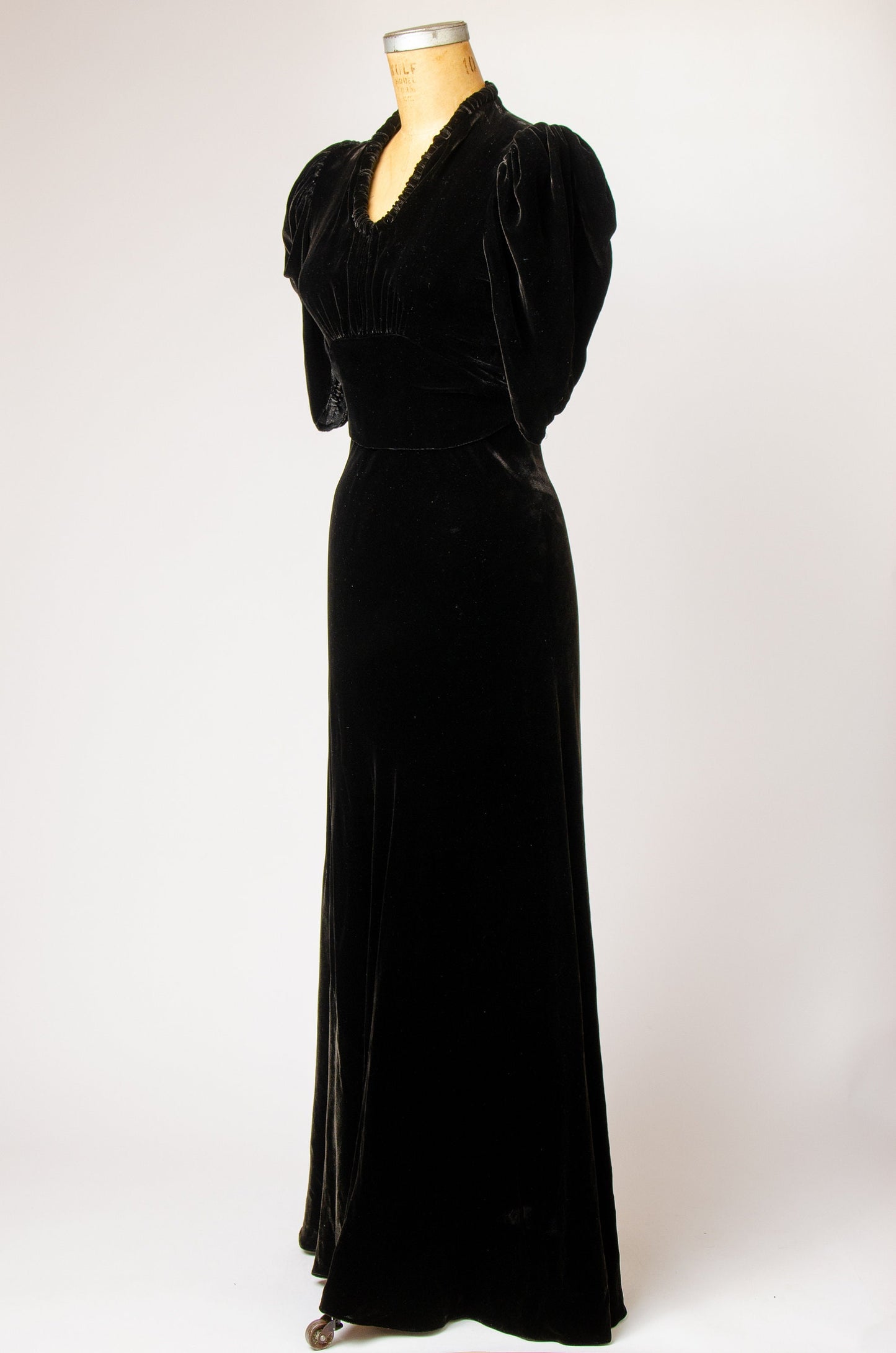 1940s Open Back Velvet Cocktail Dress Black Deco Formal Dress