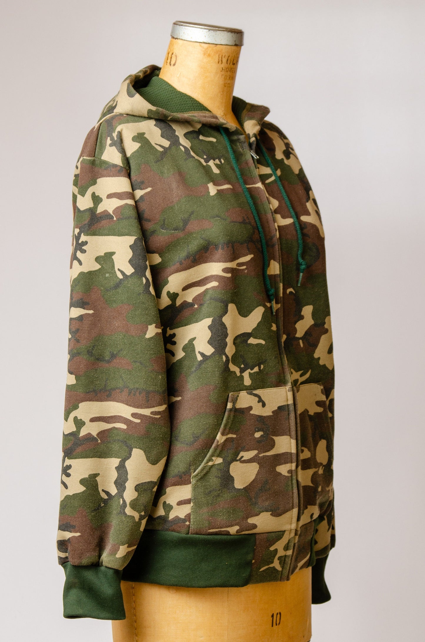 1990s Camo Hoodie Army Green Zip Up Camouflage Hooded Sweatshirt