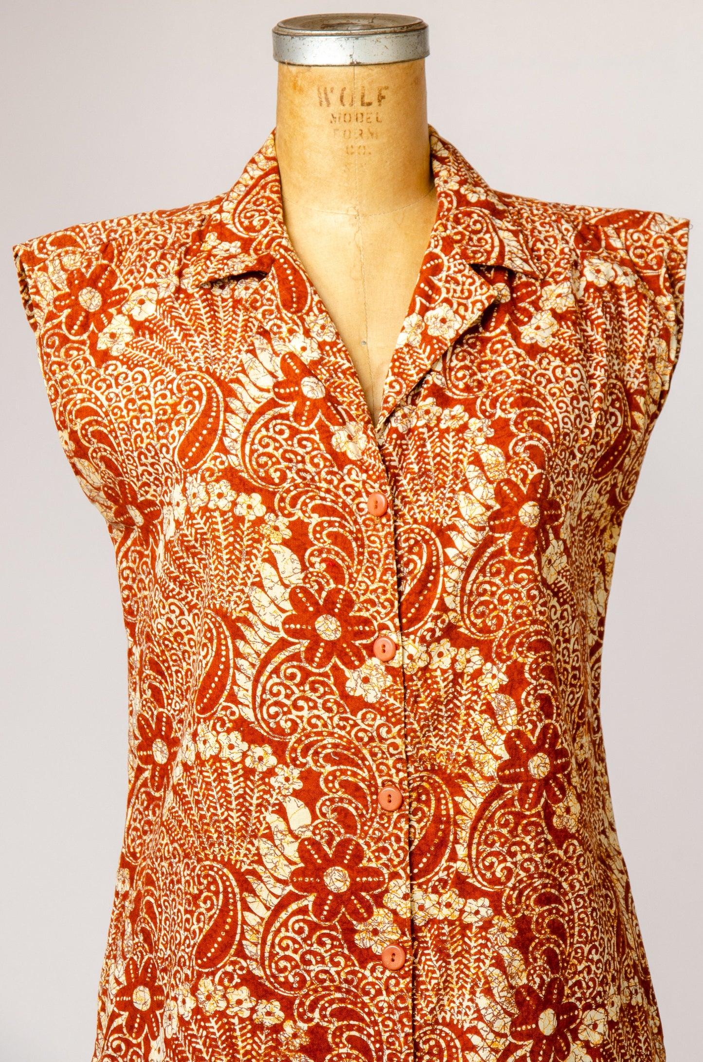 1970s Batik Cotton Dress Button Down Hawaiian Sleeveless Dress