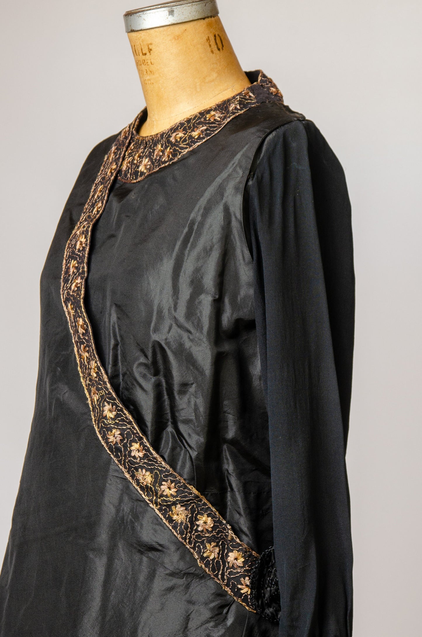 Edwardian Era Black Silk Full Figure Indian Style Dress