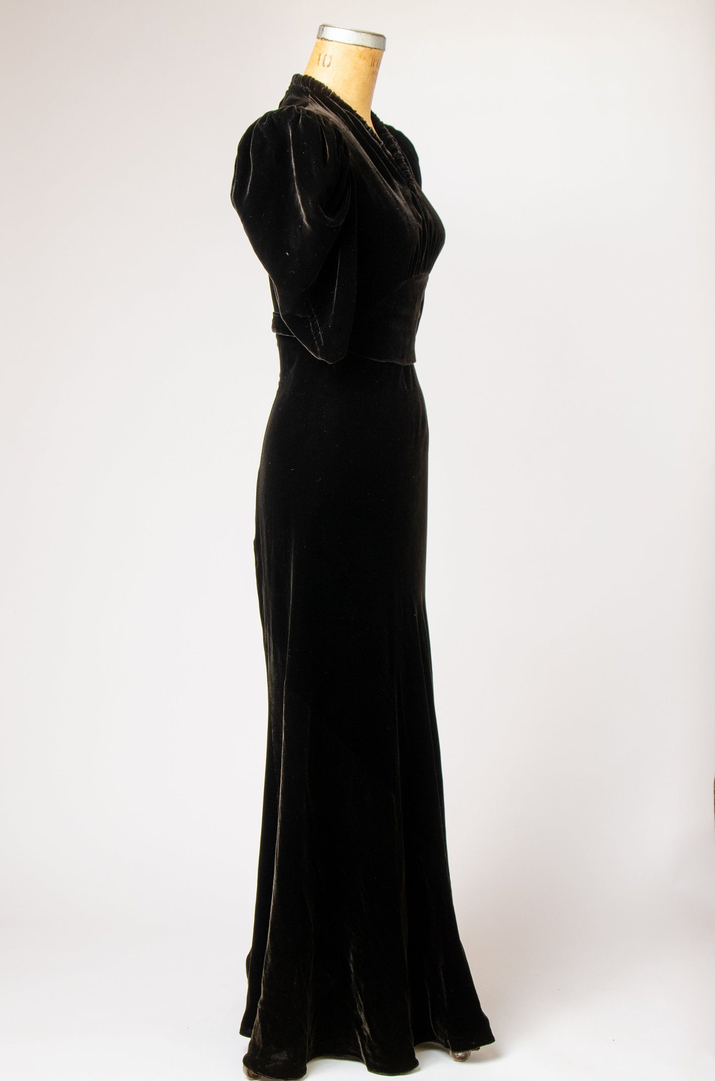 1940s Open Back Velvet Cocktail Dress Black Deco Formal Dress