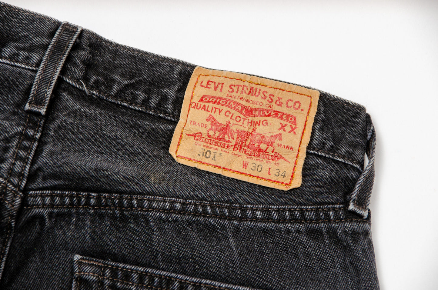 Vintage Levis 501 Black Denim Button Fly Jeans 30 x 33