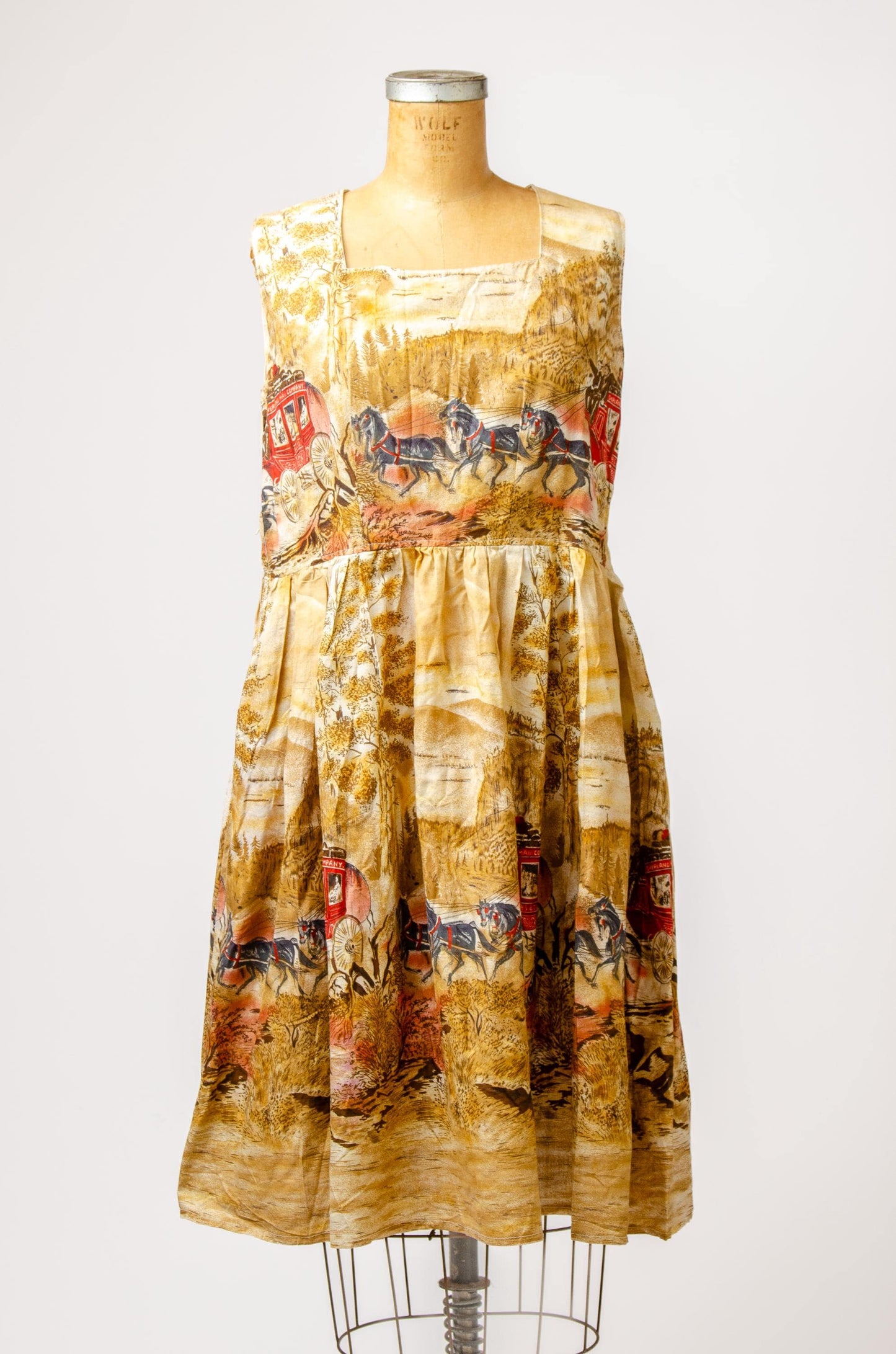 1950s Scenic Print Horse and Carriage Cotton Sleeveless Dress