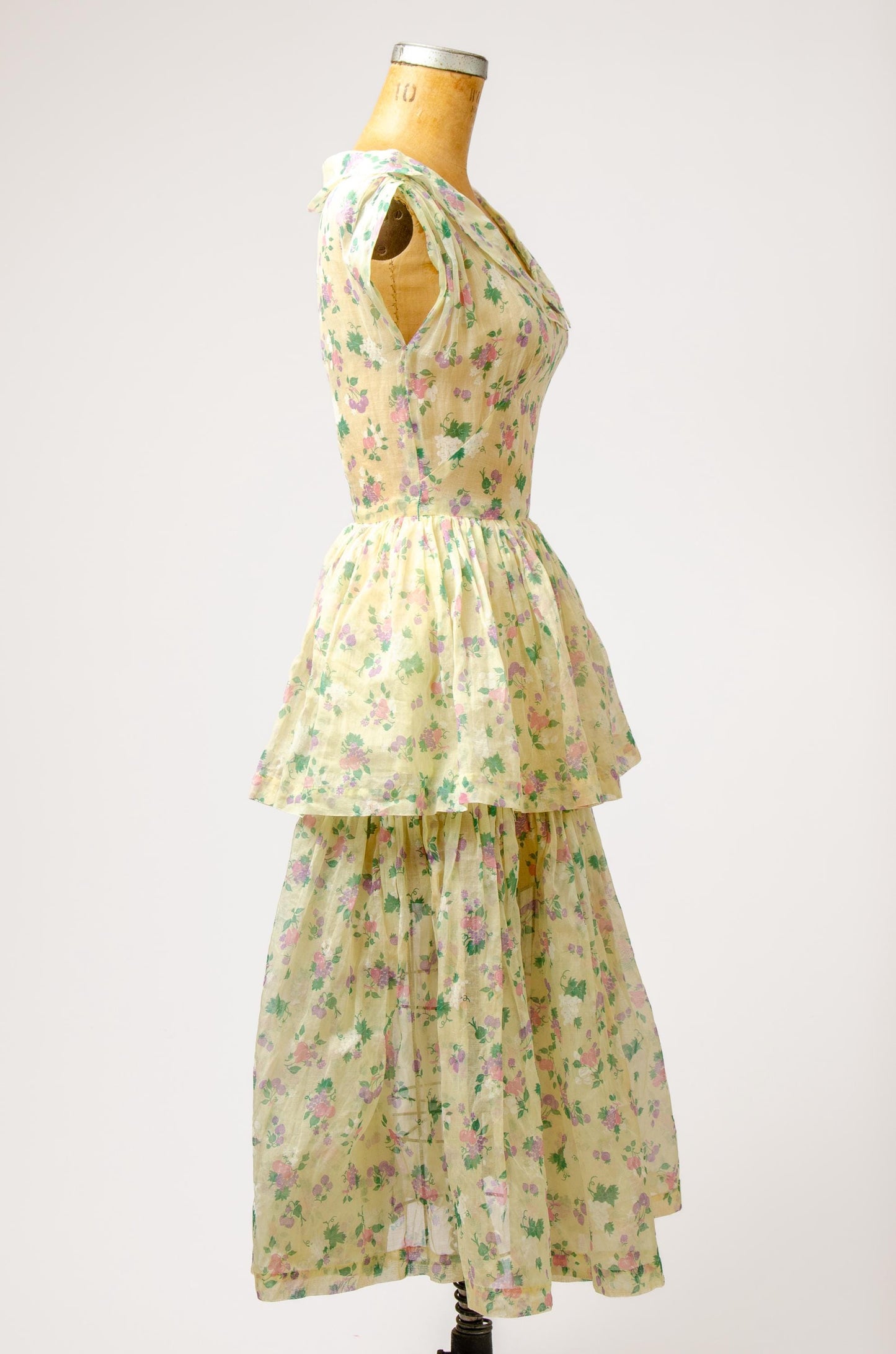 1940s Fruit Salad Cotton Pale Yellow Garden Summer Dress