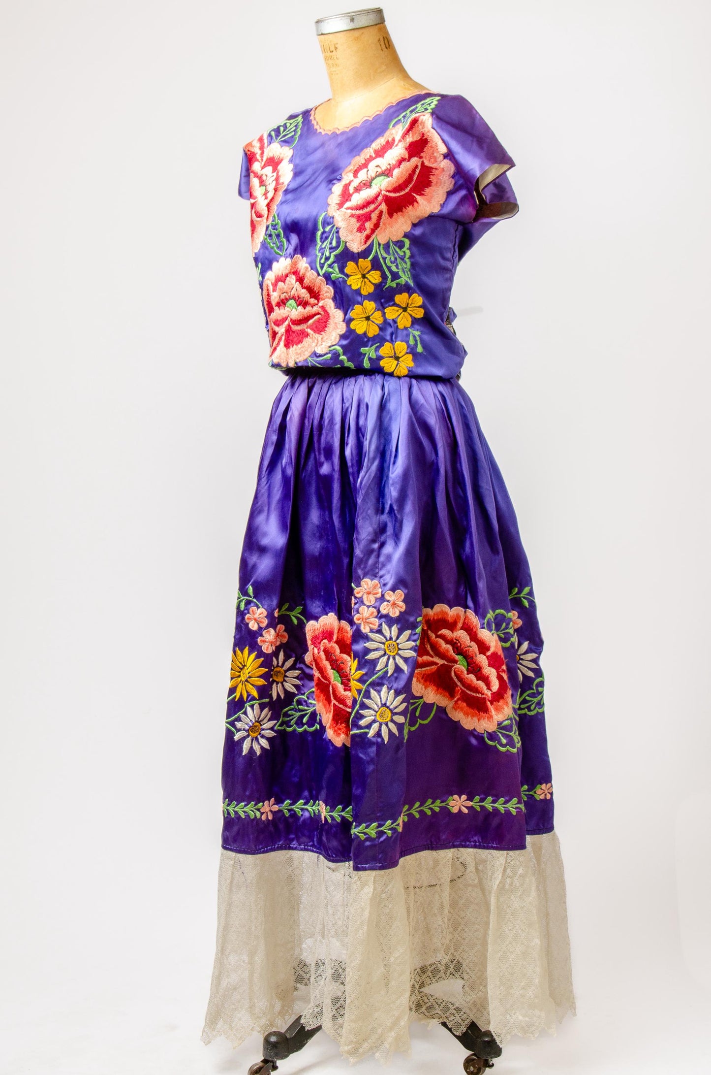 1950s Tehuana Huipil Traje Satin Skirt Set Oaxacan Traditional Dress