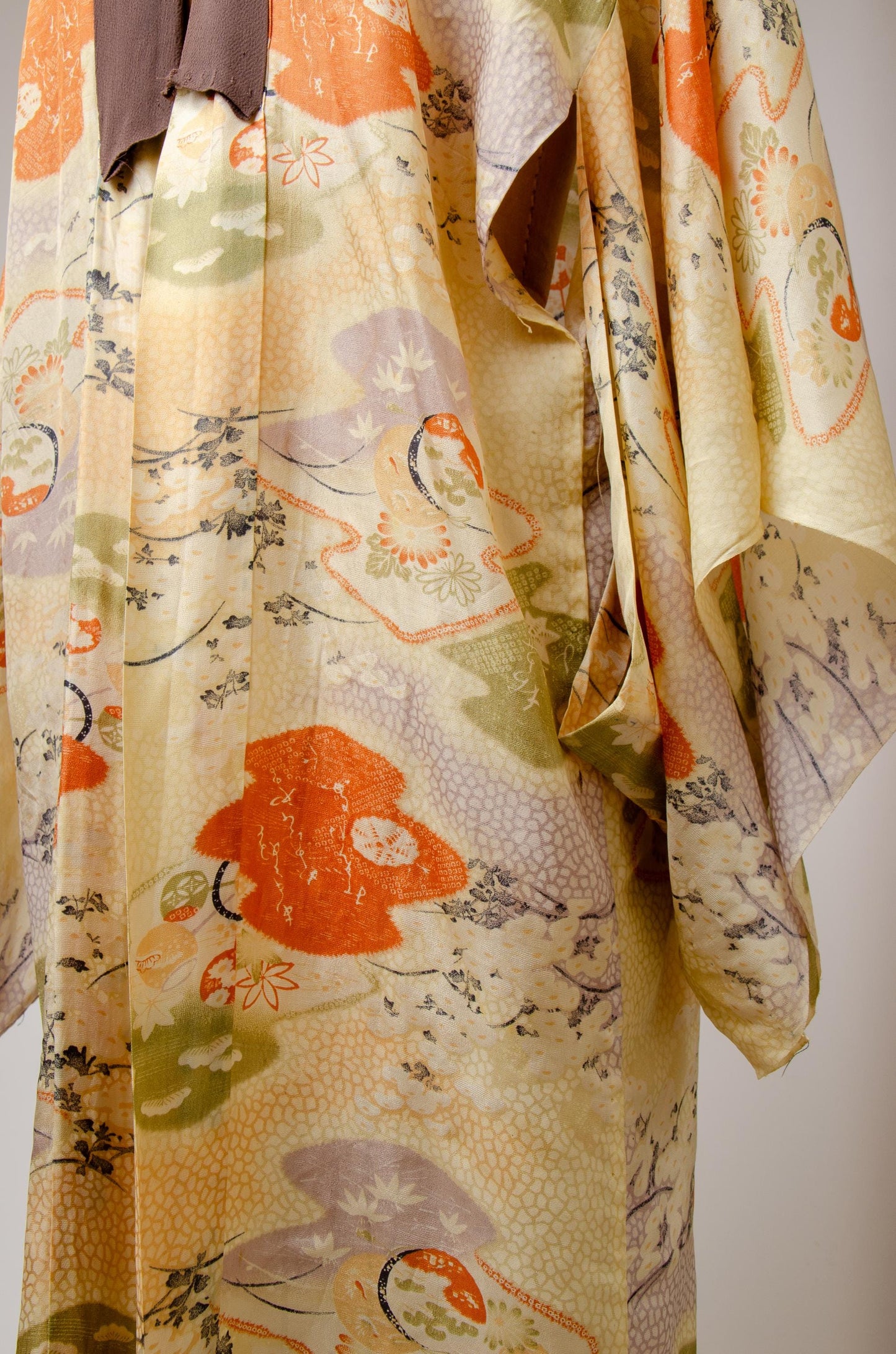 1920s Kimono Jacket Hand Embroidered Chinese Silk Kimono Jacket