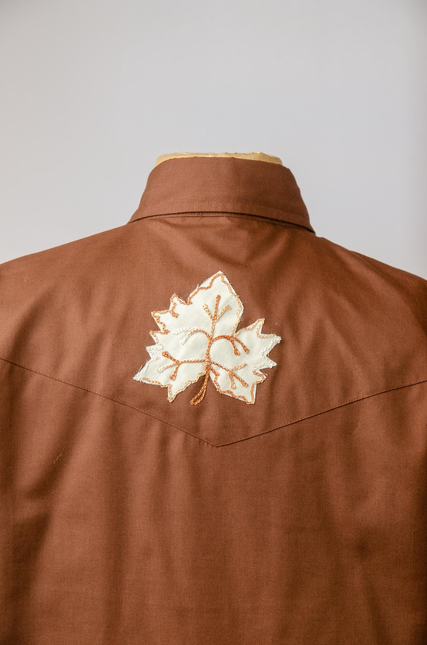 Vintage Brown Embroidered Maple Leaf Pearl Snap Western Shirt