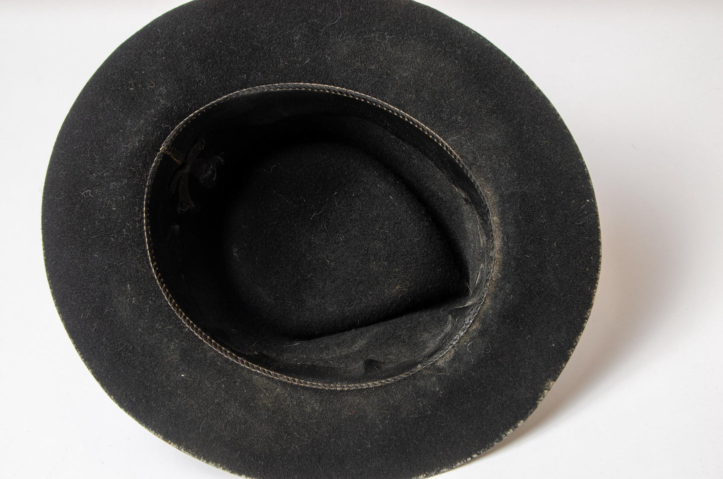 Vintage Sun Faded Western Hat Distressed Wool Black Short Brim Hat