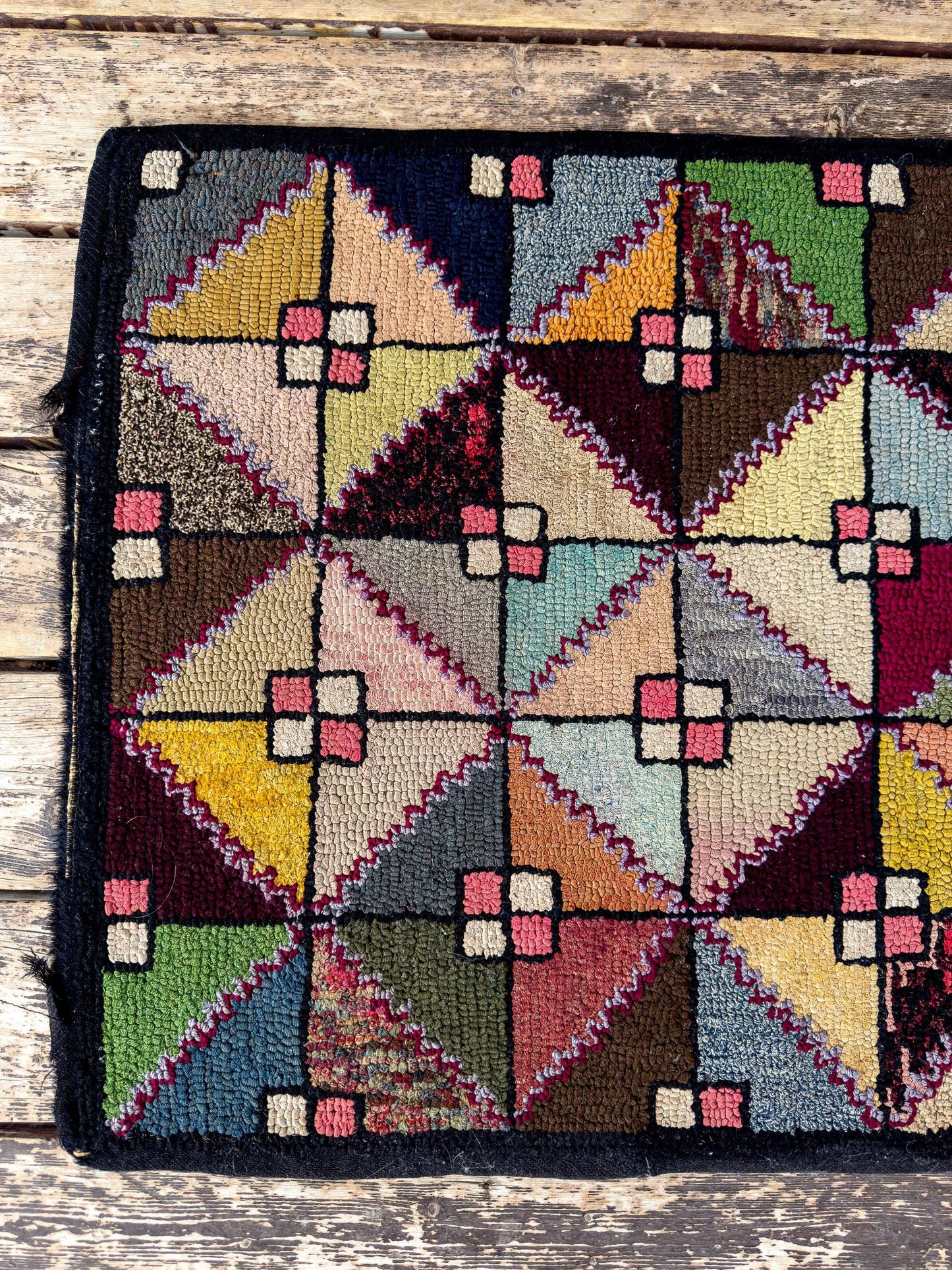 1920s American Folk Art Geometric Arts & Crafts Hook Rug 46" x 26.5"