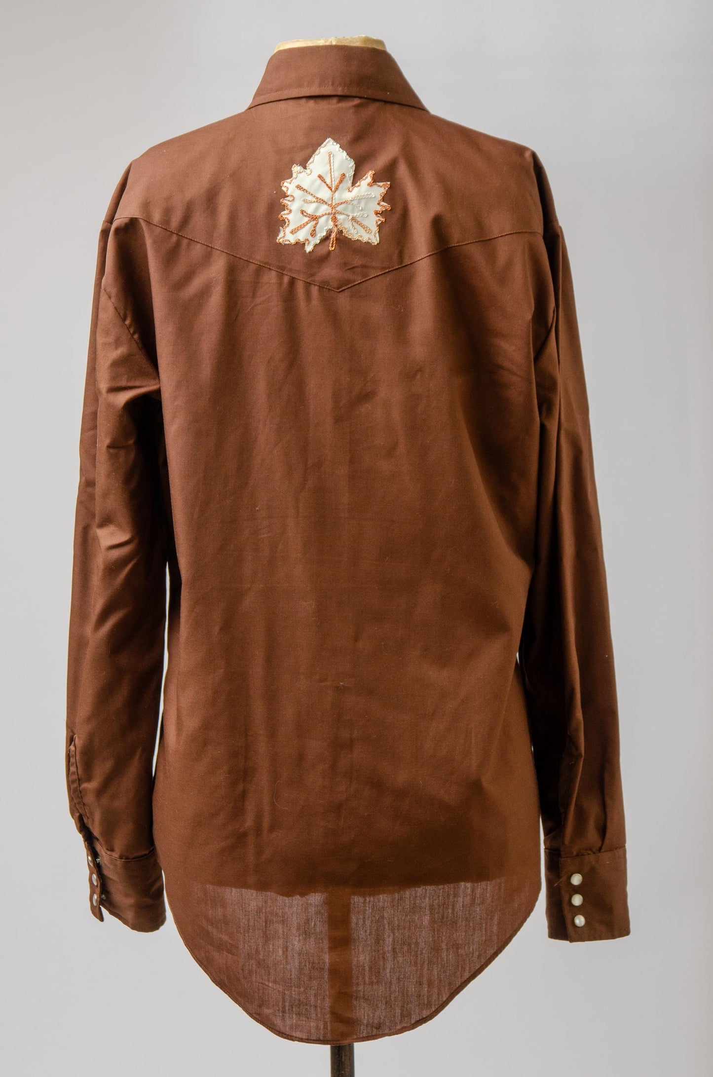 Vintage Brown Embroidered Maple Leaf Pearl Snap Western Shirt