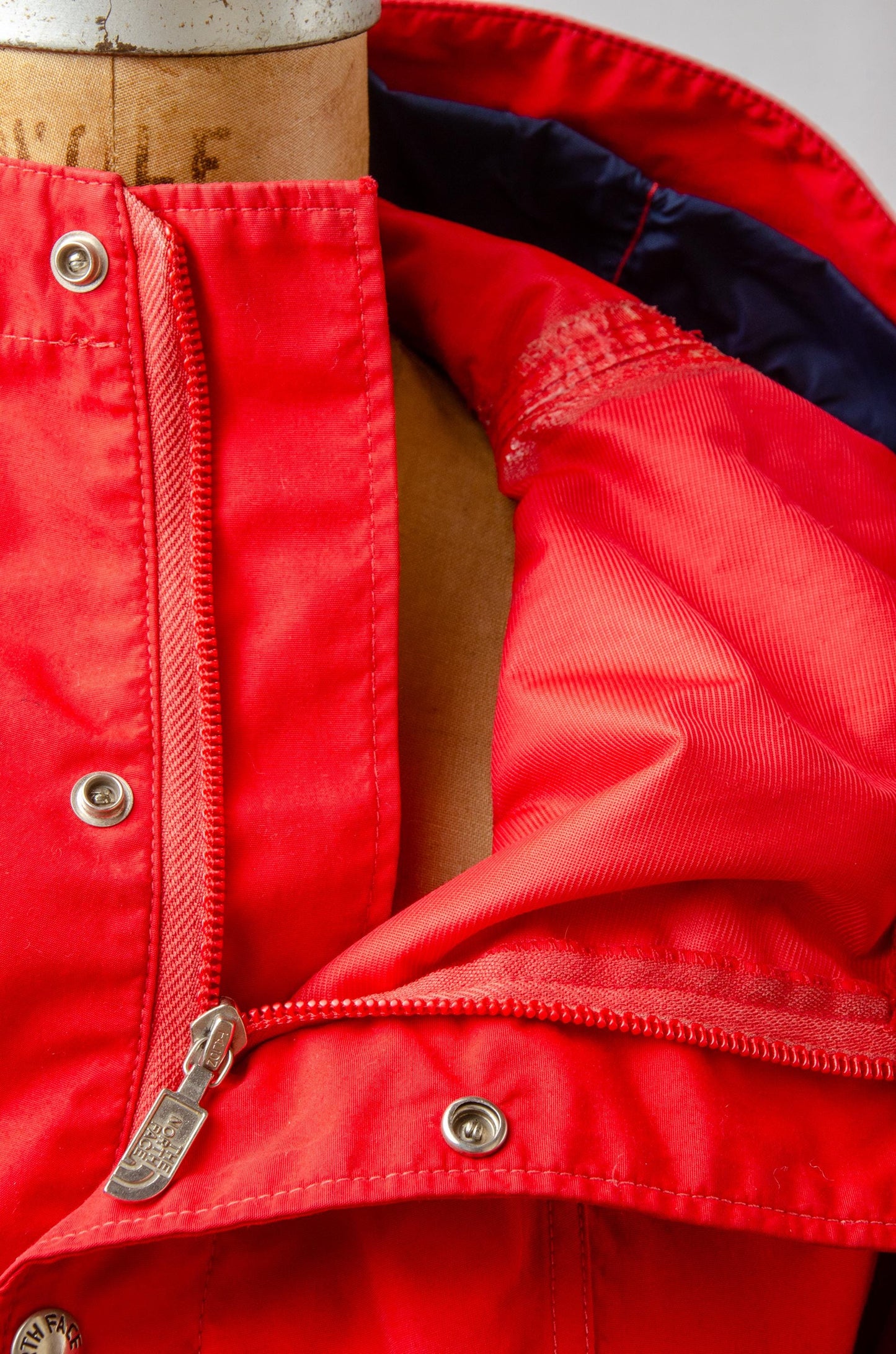 1970s North Face Parka Red Goretex Hooded Mountain Parka Womens Jacket