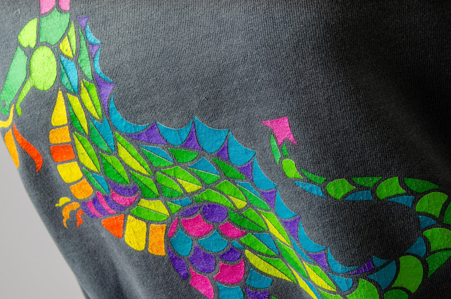 1980s Psychedelic Dragon Sweatshirt Black Cotton Perfect Sun Fade