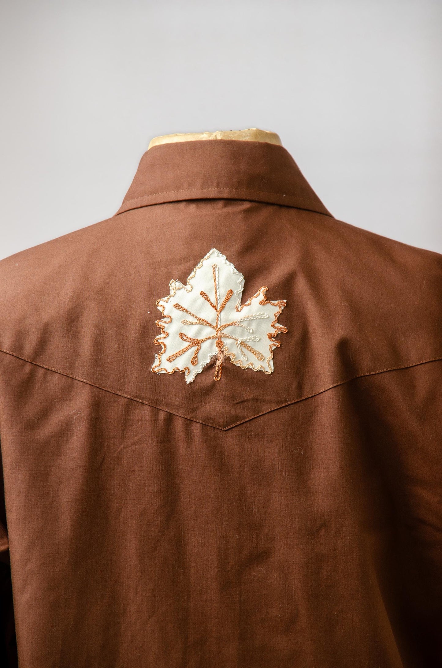 Vintage Brown Embroidered Maple Leaf Pearl Snap Western Shirt