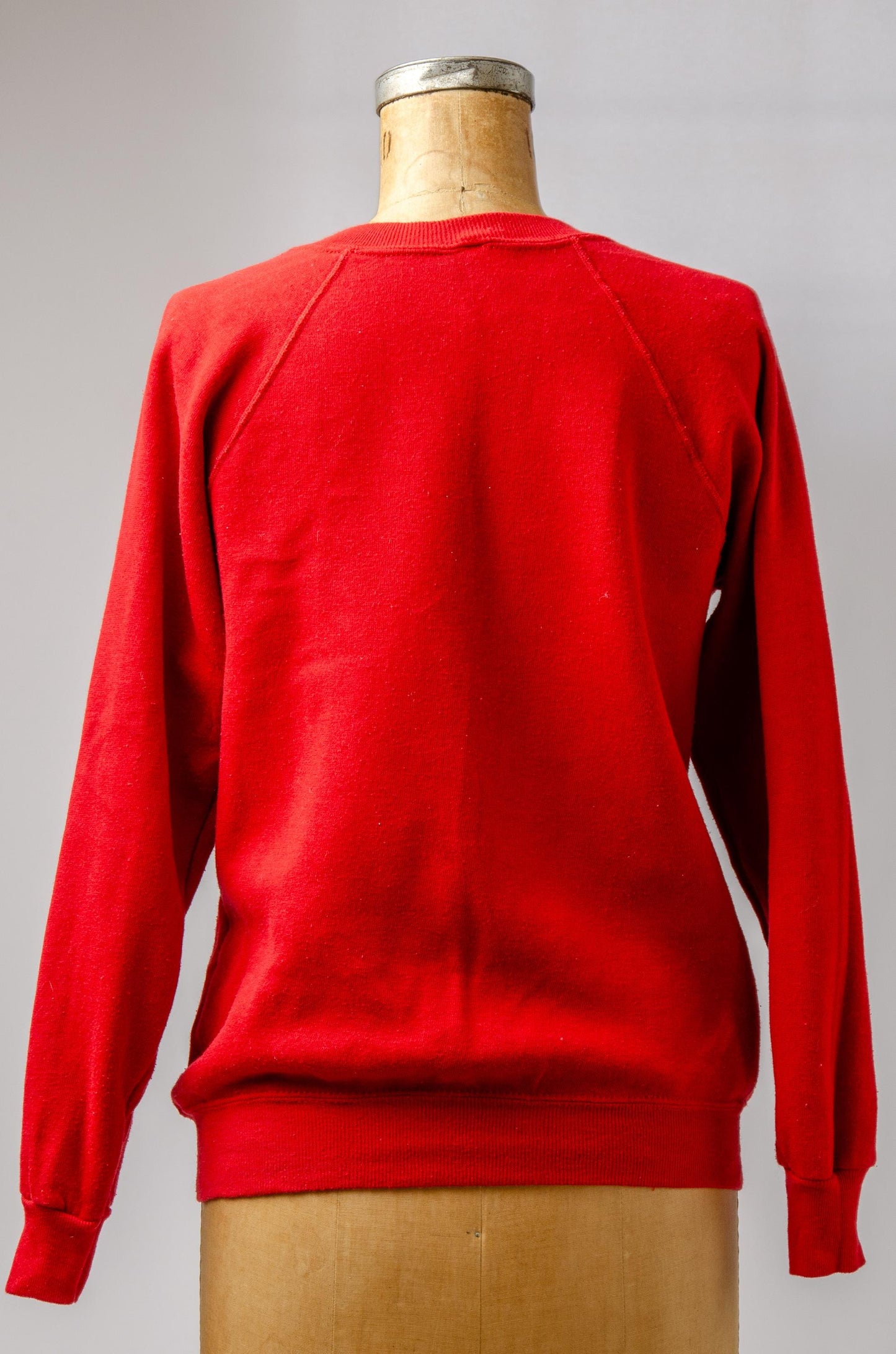 1980s Red Sweatshirt Solid USA Blank Sweatshirt