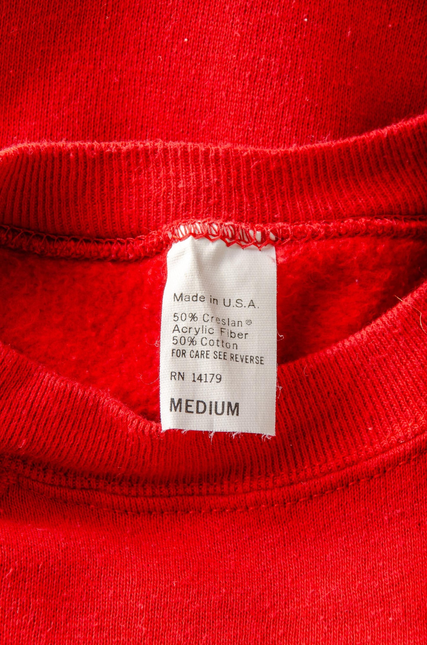 1980s Red Sweatshirt Solid USA Blank Sweatshirt