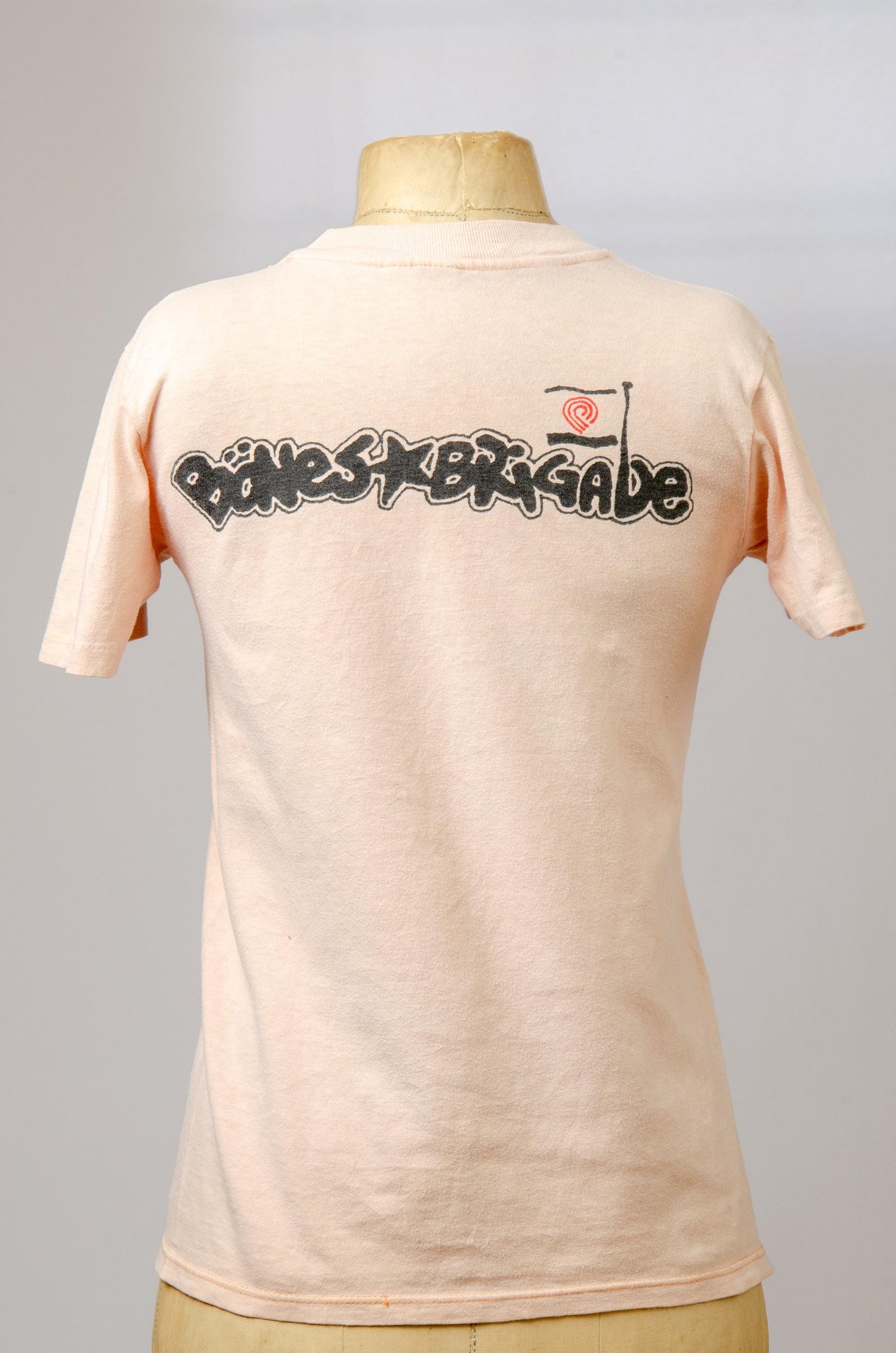 1980s Bones Brigade Animal Chin Skateboards Cotton T Shirt