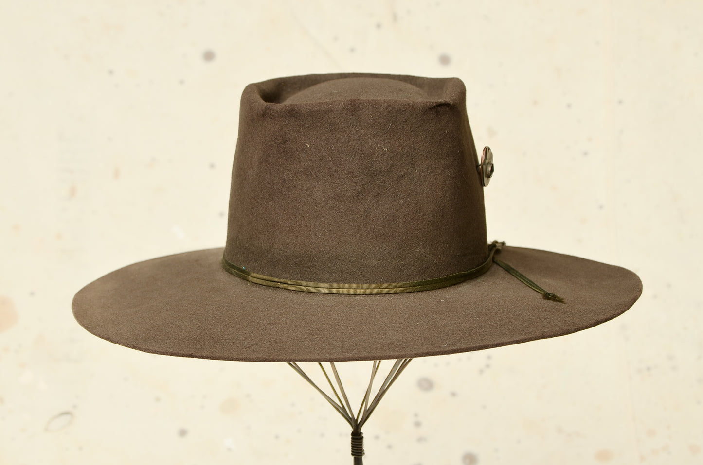 1940s Distressed Western Hat Wide Brim Brown Fur Felt w/ Artisan Copper & Sterling Hat Pin