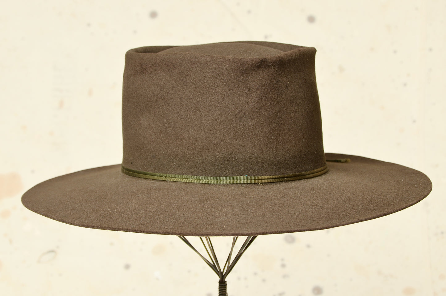 1940s Distressed Western Hat Wide Brim Brown Fur Felt w/ Artisan Copper & Sterling Hat Pin