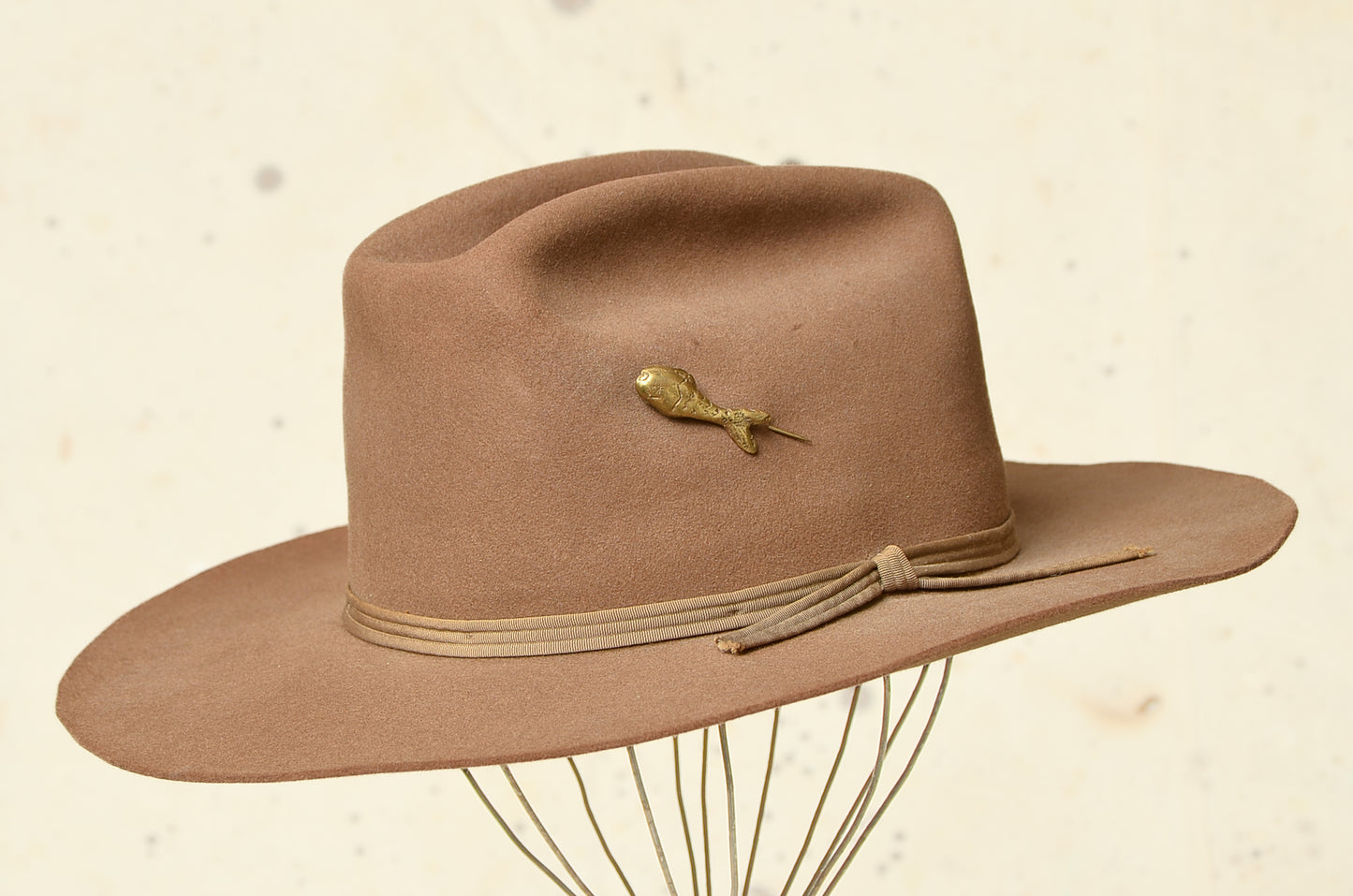 1960s Western Hat Light Brown Wool Felt with Brass Artisan Hat Pin