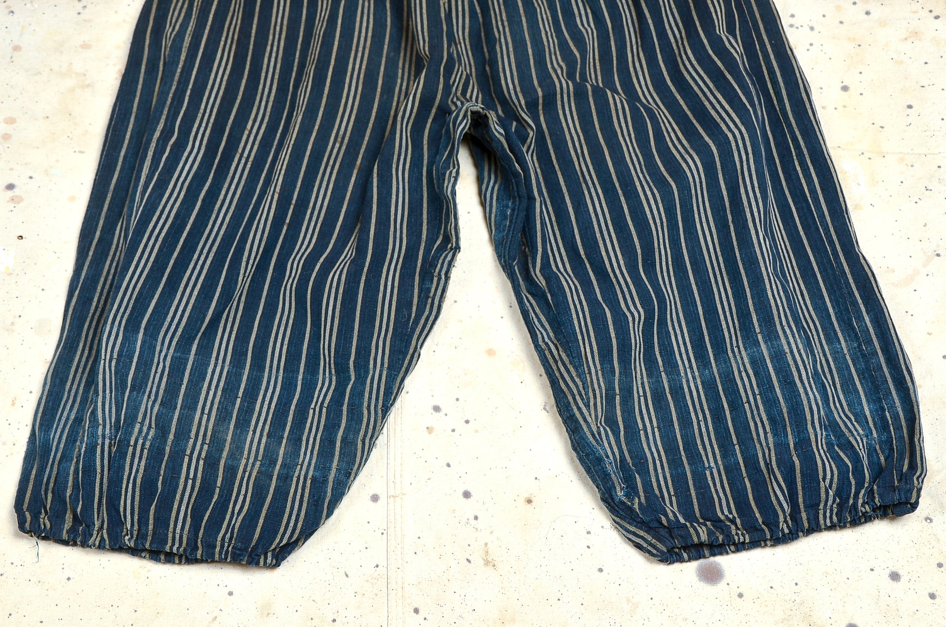 Roslyn Work Trading Indigo Around Japanese 1920s Monpe Pants – Wrap