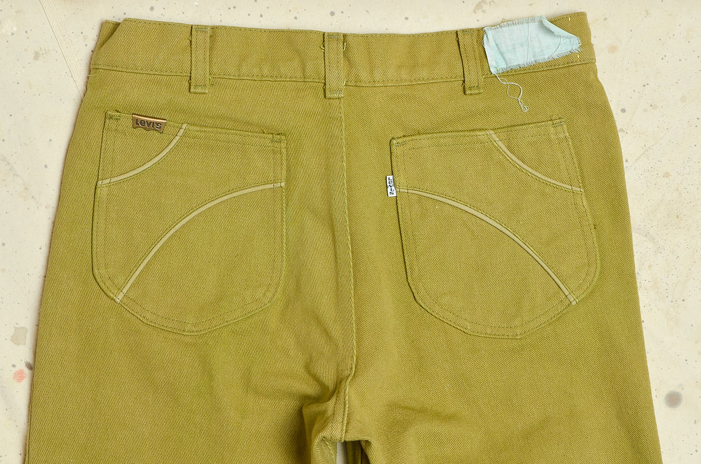 1970s Levis Pea Green High Waisted Wide Leg Jeans W 31