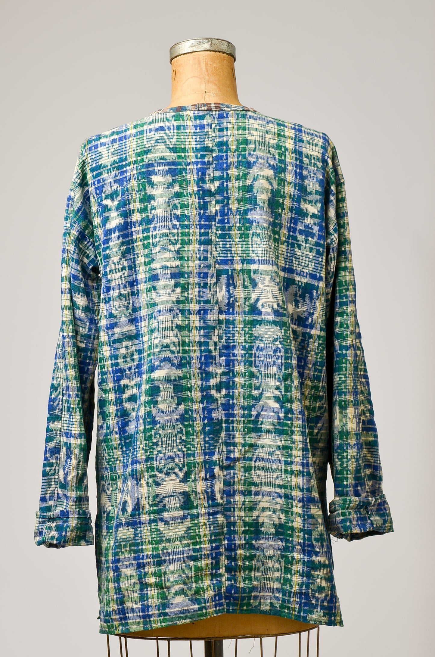 1970s Guatemalan Blouse Woven Cotton with Needlepoint Embroidery Shirt