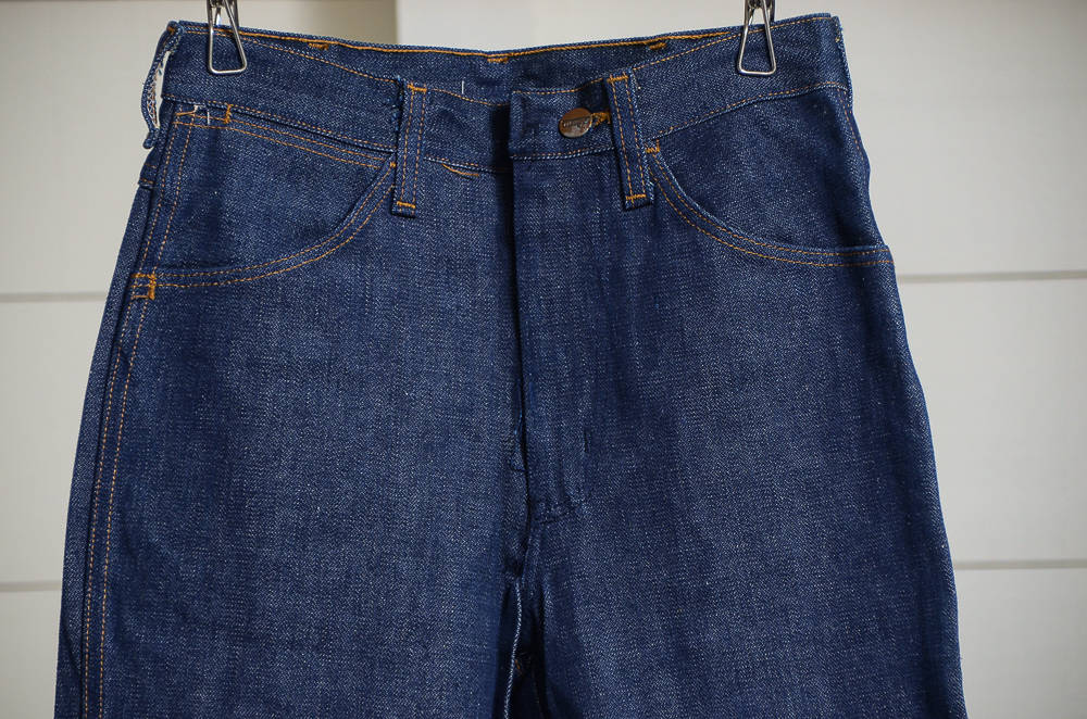 1960s Wrangler Deadstock Jeans Dark Blue Denim No Fault Denim Boot Cut Classic Western Blue Jeans 27 x 32