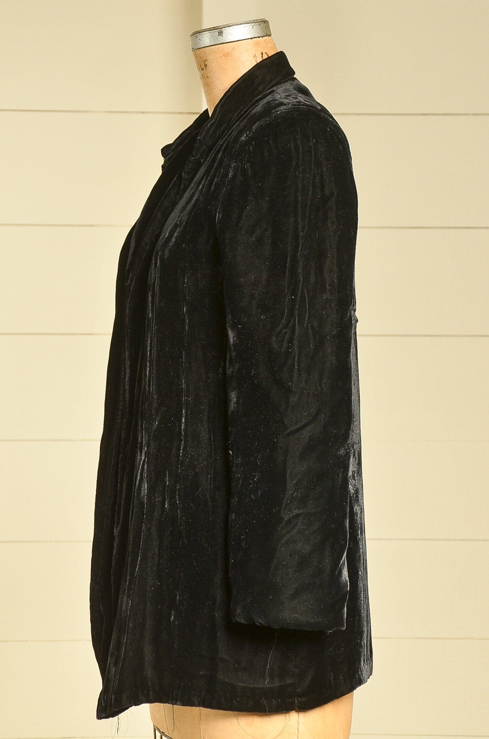 1940s Black Velvet Flapper Coat Mid Length Opera Coat