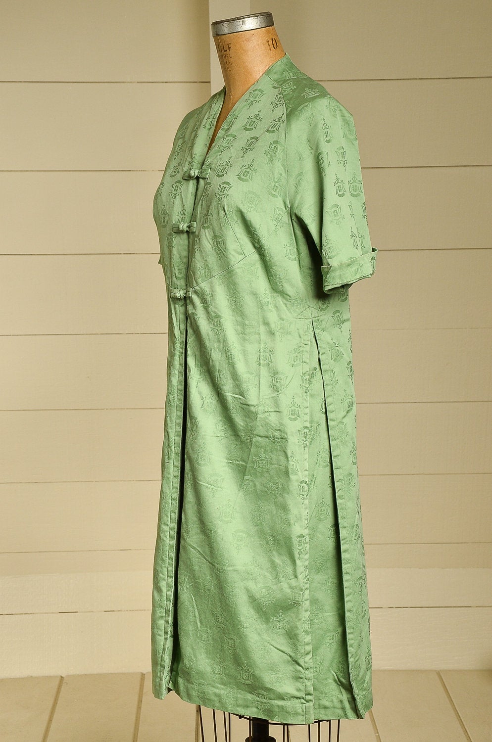 1950s Sage Green Silk Brocade Hawaiian Souvenir Midi Dress