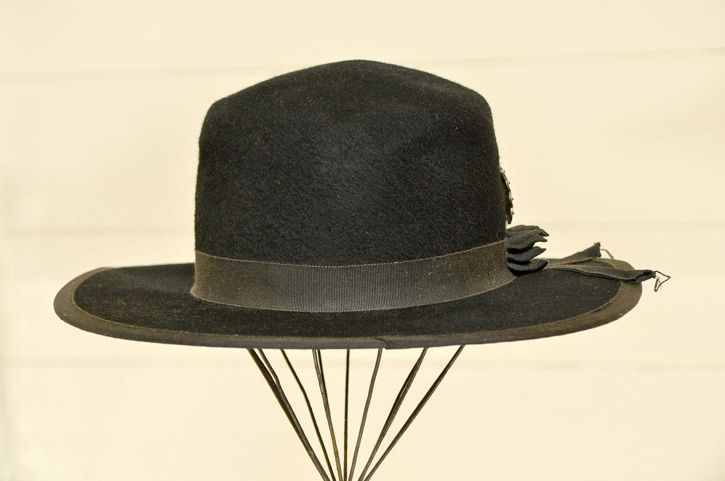 1950s Ritz New York Black Wool Felt Hat Sterling Pin Equestrian Hat