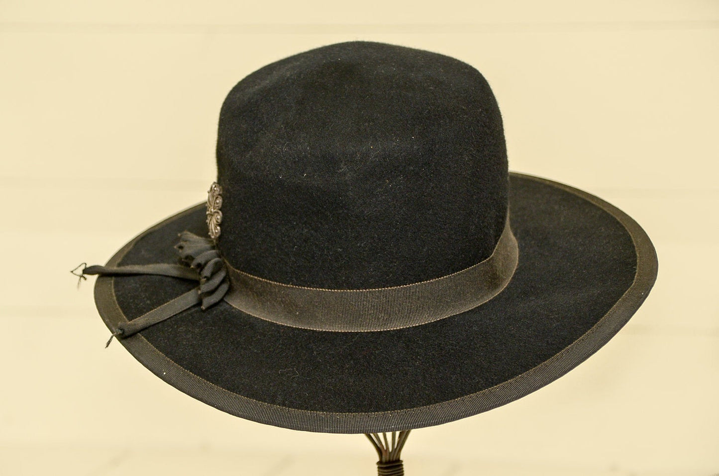 1950s Ritz New York Black Wool Felt Hat Sterling Pin Equestrian Hat