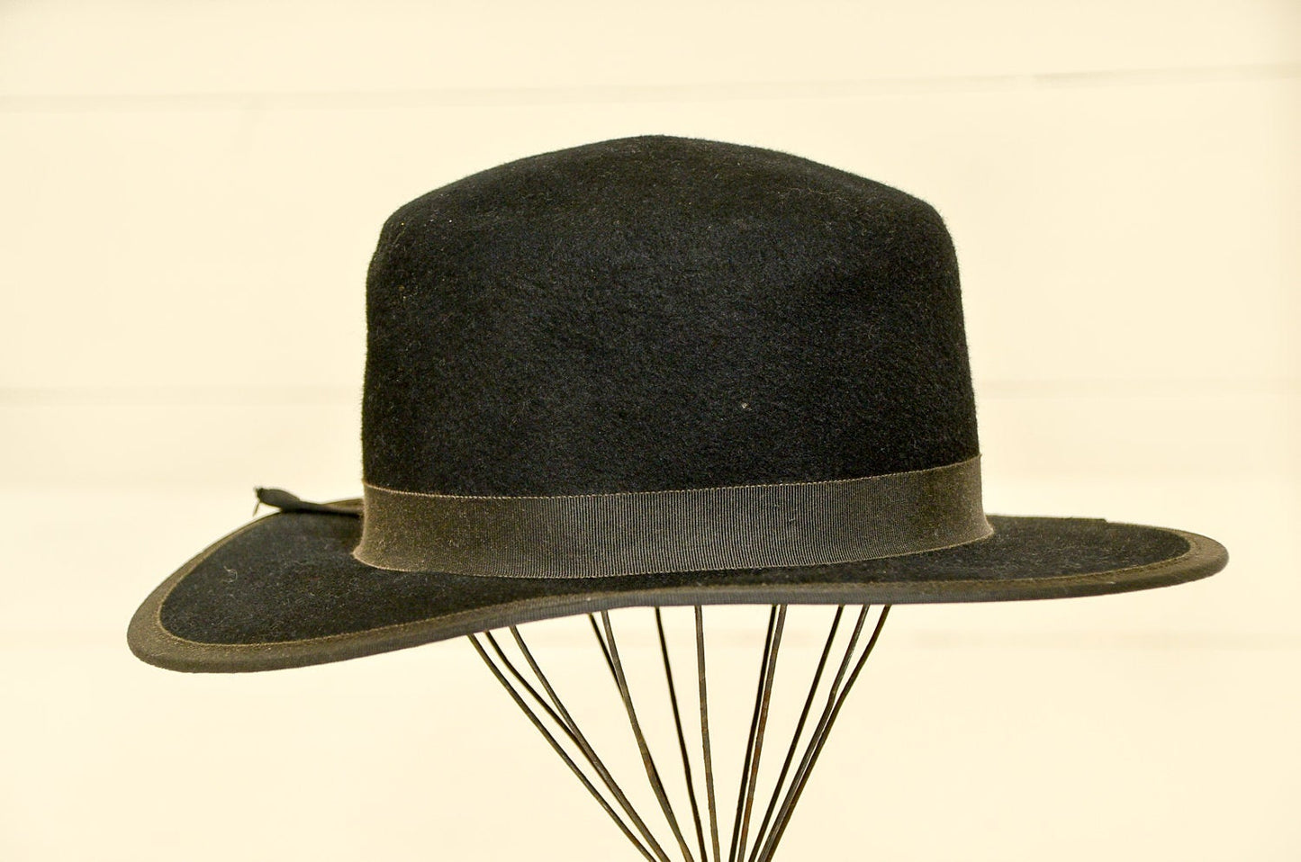 1950s Ritz New York Black Wool Felt Hat Sterling Pin Equestrian Hat