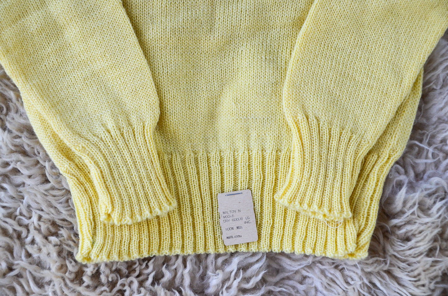 1950s Deadstock Kids Sweater Yellow Cherub Horse Knit Wool Ski Sweater size 6