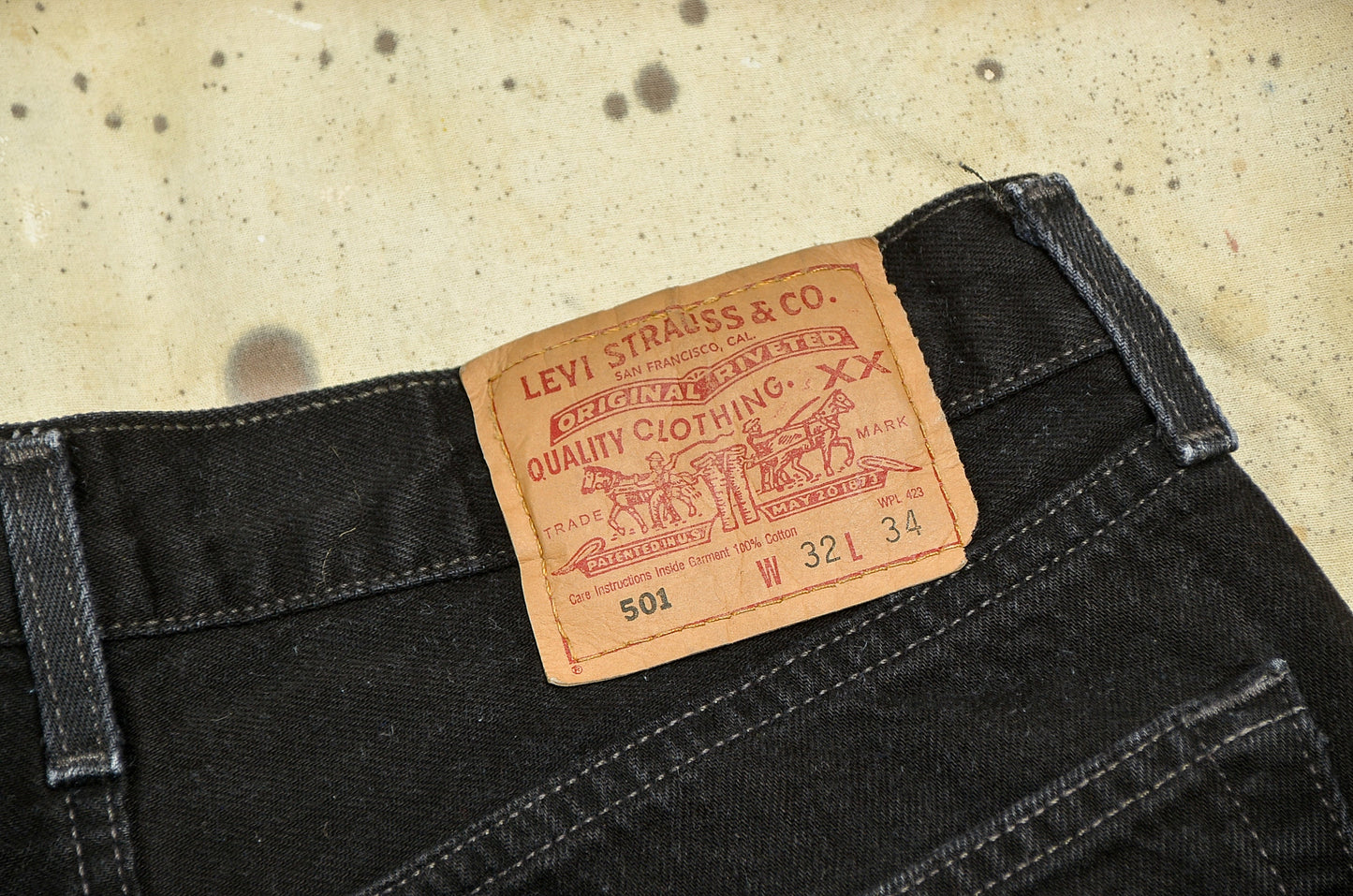 Vintage Levis 501 Black Denim Button Fly Jeans 31 x 34