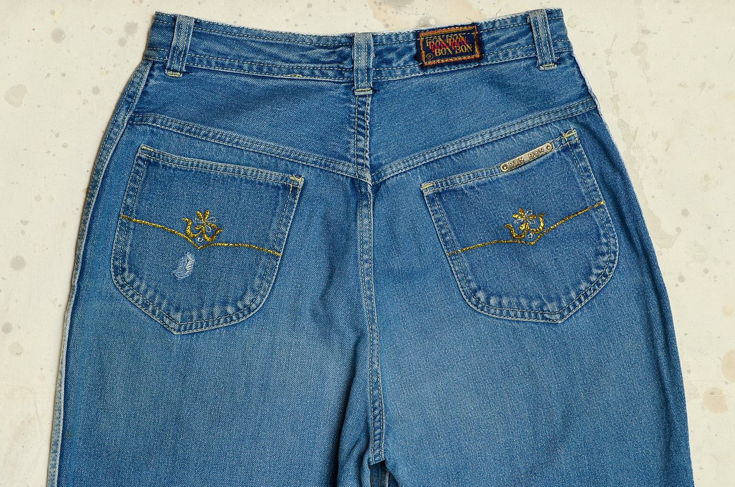 1980s Bon Bon Glam Jeans Embroidered Pockets High Waisted Jeans 26 x 32